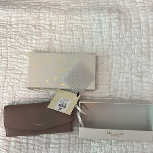 $350 with tags Moncrief Tillie Winter Taupe Wallet Women's NWT
